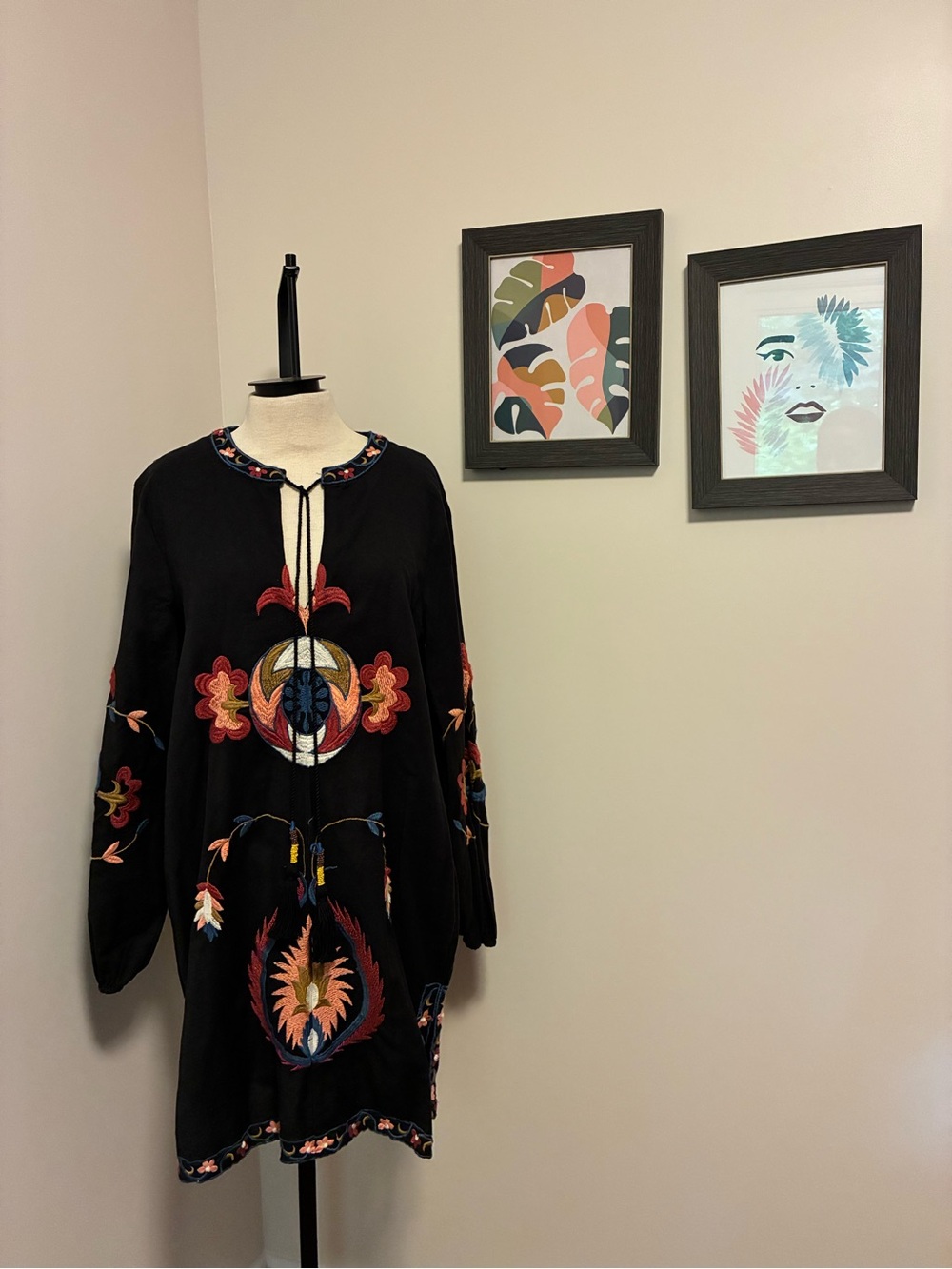 Zara Black Embroidered Tie-Front Sweater Tunic